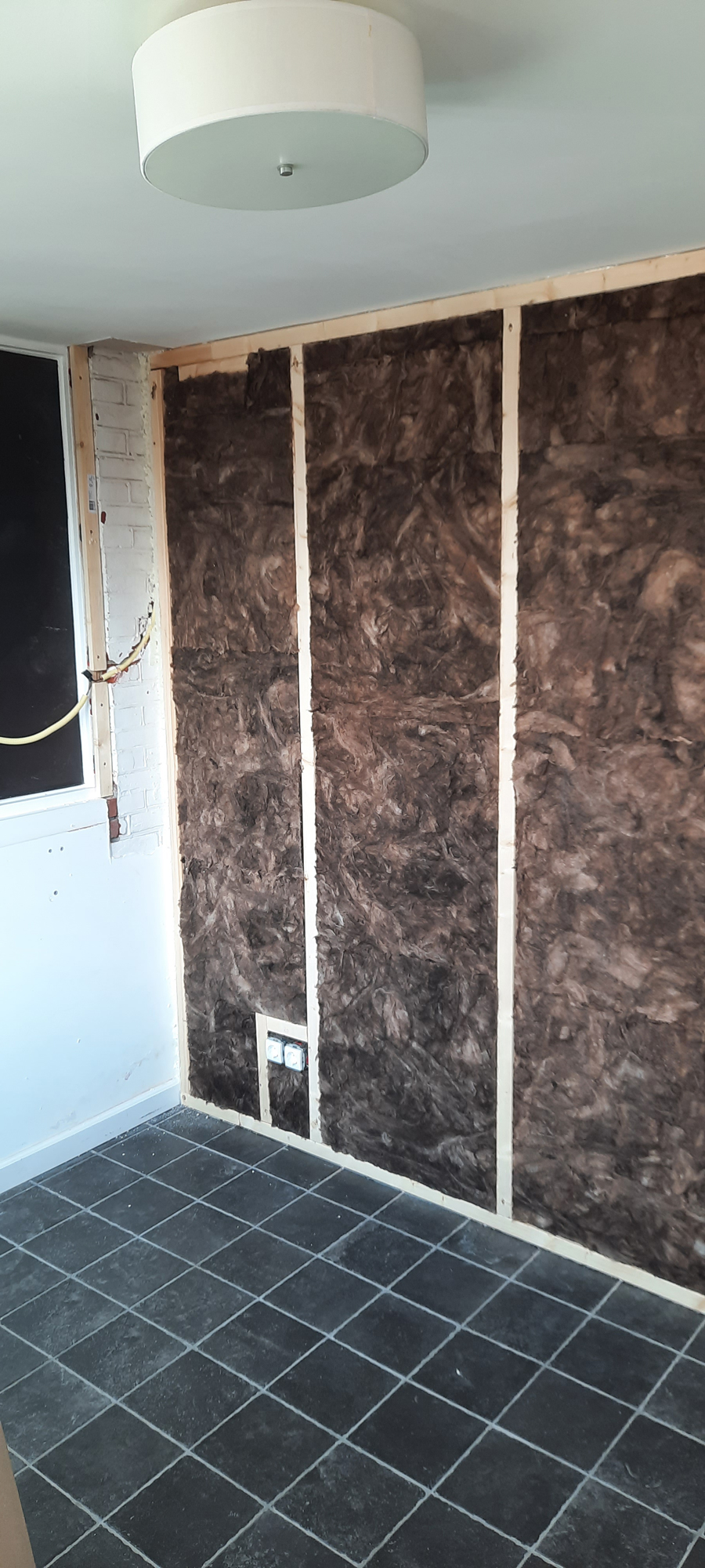 Isoleren bijkeuken en berging Roosendaal