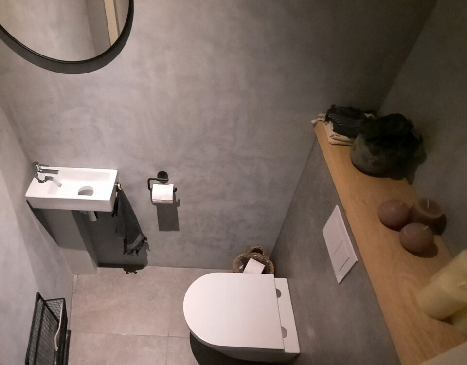 Renovatie toilet Hoeven